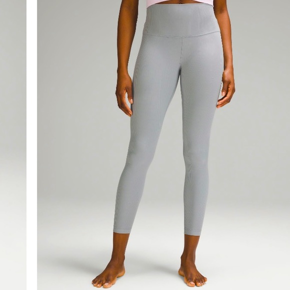 lululemon rhino grey ribbed align leggings 28”  NWT $150 size 2 - Picture 1 of 1